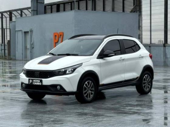 FIAT ARGO 1.3 FIREFLY FLEX TREKKING CVT FIAT ARGO 1.3 FIREFLY FLEX TREKKING CVT